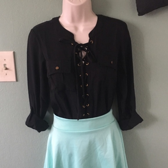 New Black Laced Up Pocket Top - Picture 2 of 4